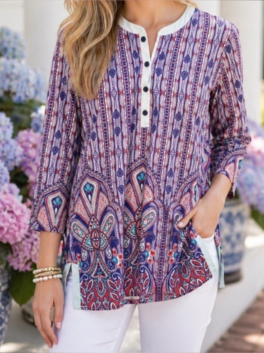 J. McLaughlin Catalina Blue and Red Tunic Top, Size Medium
